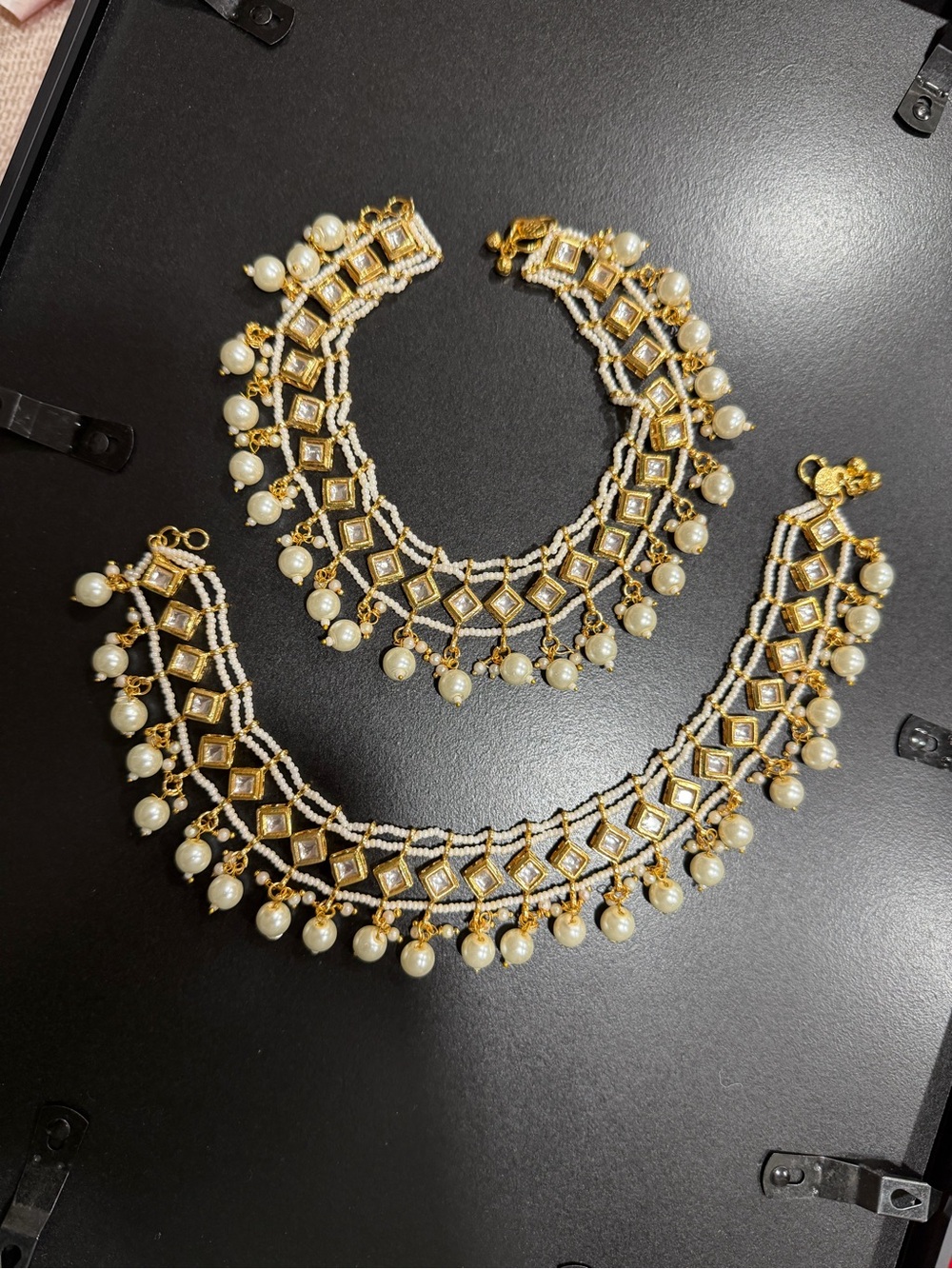 Elegant Gold and Pearl payal anklets